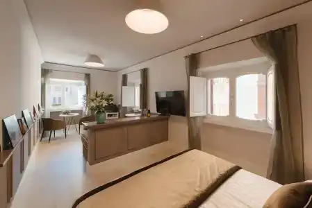 Rhea Silvia Luxury Navona - 41