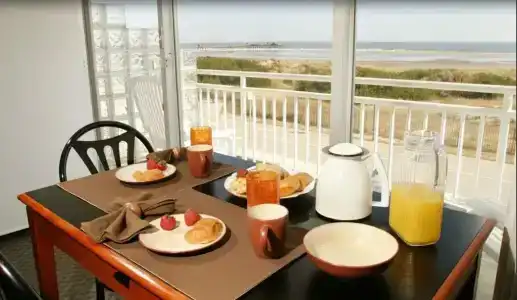 Crusader Oceanfront - 7