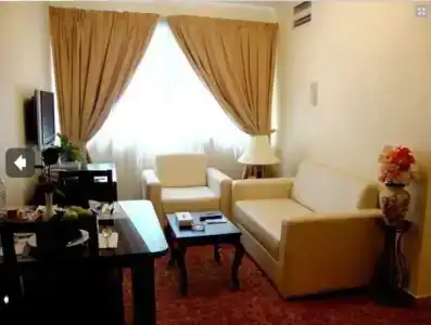 Al Muraqabat Plaza - 4