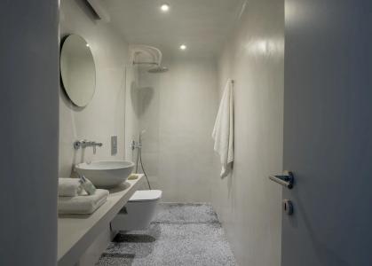 Echoes Luxury Suites - 8