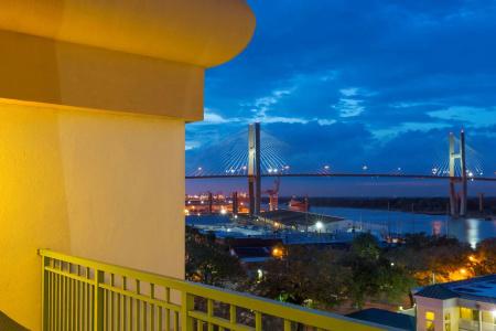DoubleTree by Hilton Historic Savannah - 7