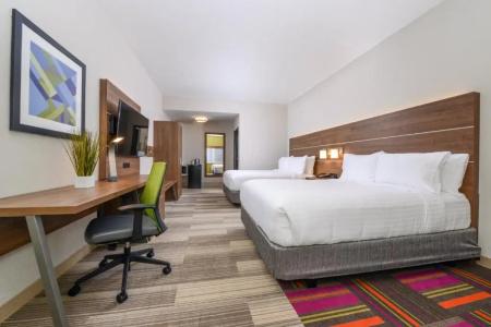 Holiday Inn Express & Suites - St. Petersburg - Madeira Beach, an IHG - 59