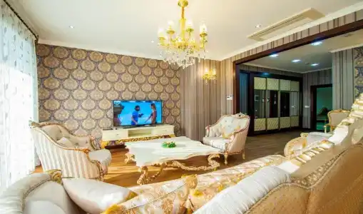 Royal Residence - 56