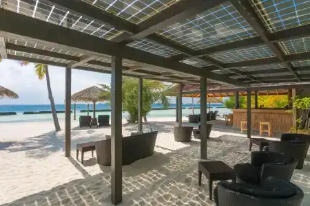 Komandoo Island Resort & Spa - 13