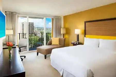 Hilton Waikiki Beach - 72