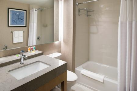 Hyatt Place Chicago Wicker Park - Brand New - 17