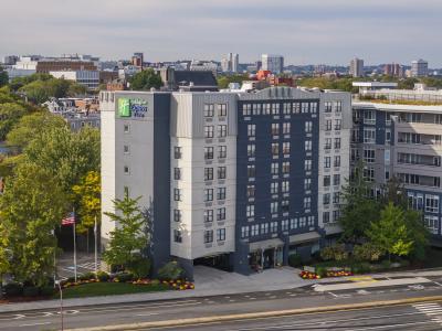 Holiday Inn Express & Suites Boston -, an IHG - 20