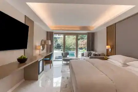 Blue Kotor Bay Premium Spa Resort - 1