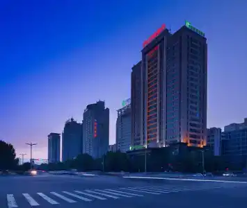 Holiday Inn Express Luoyang City Center - 16
