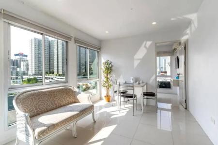 Right Place Sathorn - 19