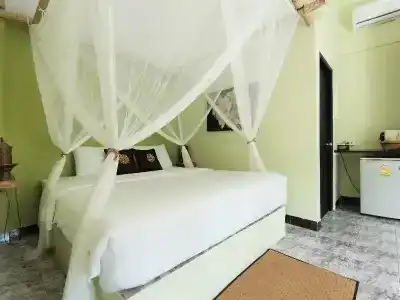 Bambie Boutique Home & at Lanta - 9