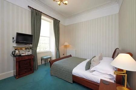 Loch Ness Country House - 18