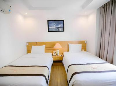 Nhat Linh Da Nang - 26