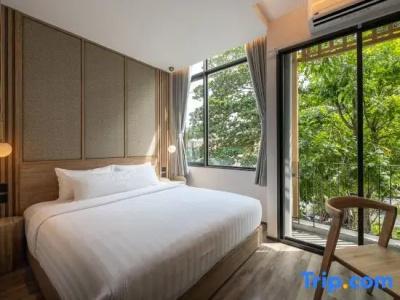 Shan Villas Sukhumvit - 295