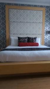 Vivanta Bengaluru Residency Road - 93