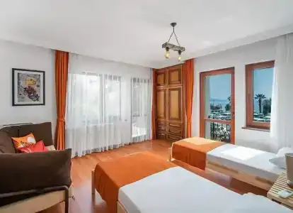 Fora Apart - 35