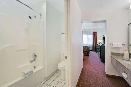 Surestay Plus By Best Western San Antonio North 281 n - 31