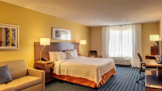 Fairfield Inn by Marriott - 43