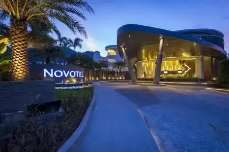 Novotel Phuket Karon Beach Resort And Spa - Sha Extra Plus - 25