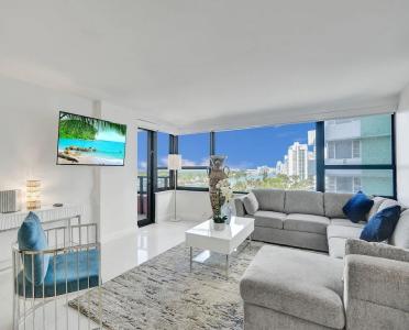 The Alexander All Suites - 63