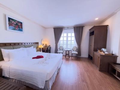 Phoenix Vung Tau - 2