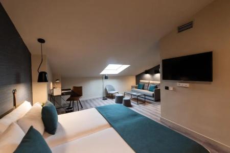 Atenea Rekord Suites - 49