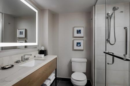 Sheraton Montreal Airport - 17