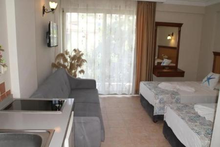Rosy Suites - 96