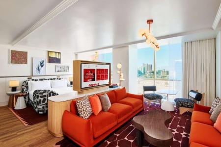 Virgins Las Vegas, Curio Collection by Hilton - 116