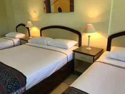 Bay Village Tropical Retreat & - 42