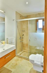 Kaş, merkezde, denize yakın, balkonlu, konforlu apart daireler - 79