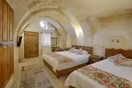 Tulip Cave Suites - 90
