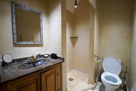 Riad Amya - 29