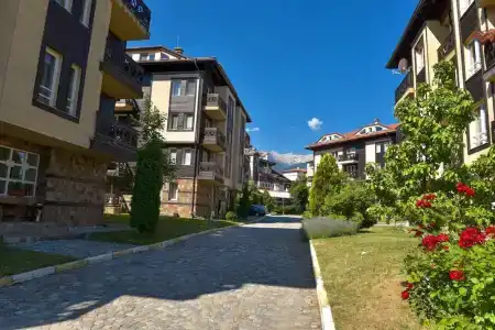 Bojur & Bojurland Apartment Complex - 39