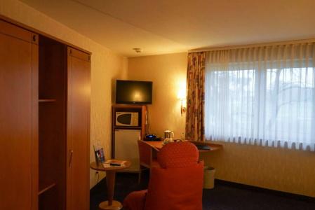 Circle Inn - 2