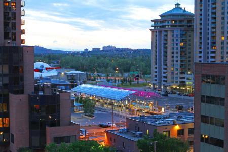 Holiday Inn Express and Suites, an IHG - 23