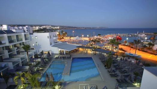 Limanaki Beach & Suites - 18