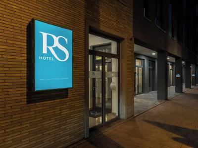 RS-- smart luxury & , contactless and inspected - 22