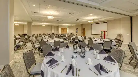 Holiday Inn, An Ihg - 20