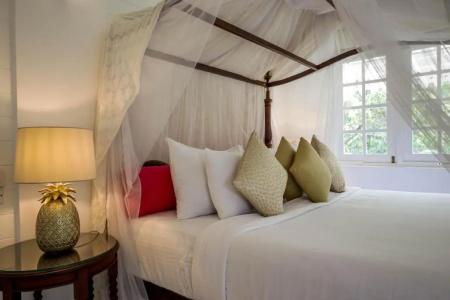 The Flame Tree Estate & - 172