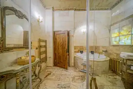 Serenus Cave Suites - 63