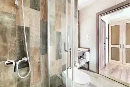 Castle Franco Suites - 9