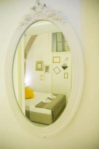 Little Italy Boutique Hostel - 51