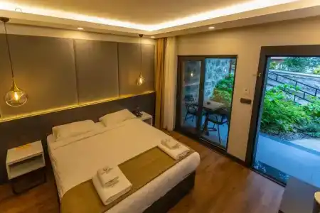 Santana Otel - 127