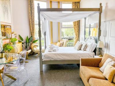 Brunswick Square & Spa - 22