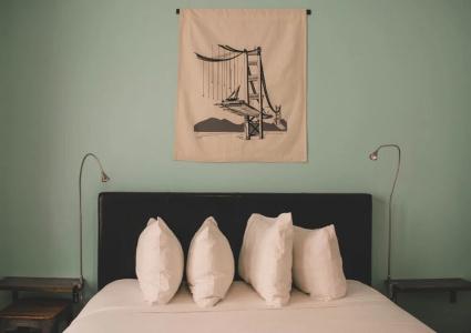 The Bartlett and Guesthouse - 3