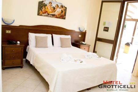 Grotticelli - 24