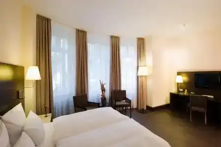 Nh Frankfurt Villa - 51