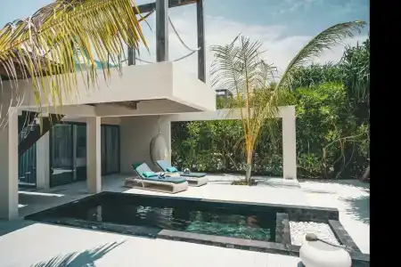 Mӧvenpick Resort Kuredhivaru Maldives - 25