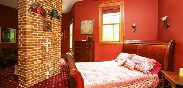 The Lookout Inn - 1